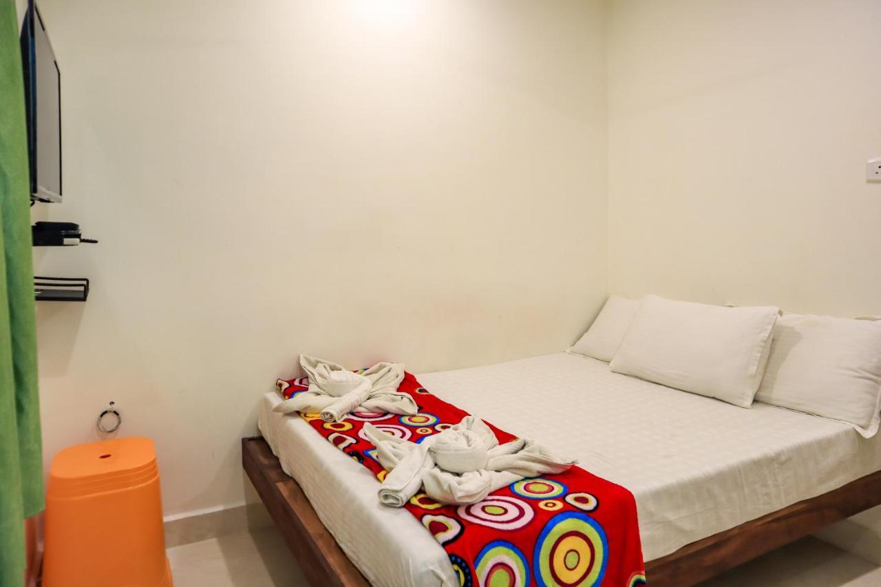 Saara Inn Pondichéry Extérieur photo