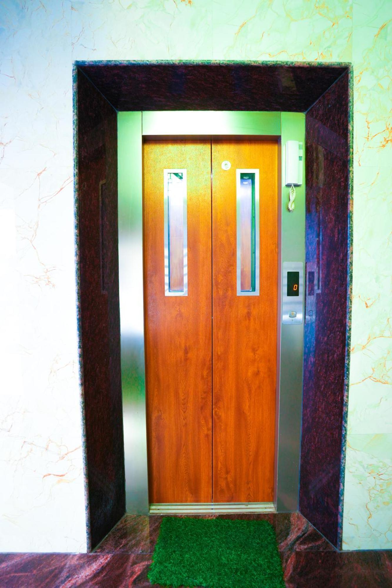 Saara Inn Pondichéry Extérieur photo