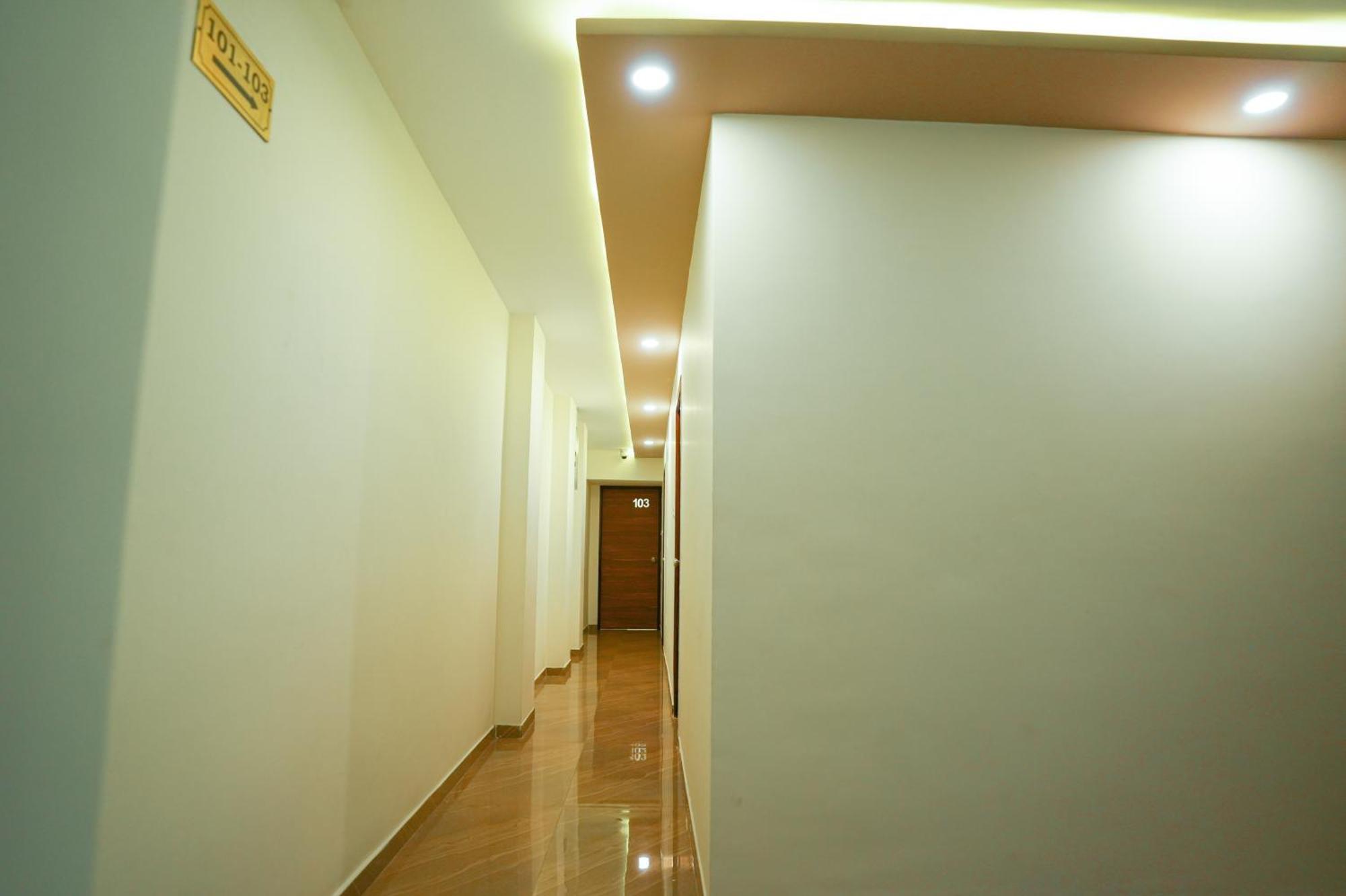 Saara Inn Pondichéry Extérieur photo